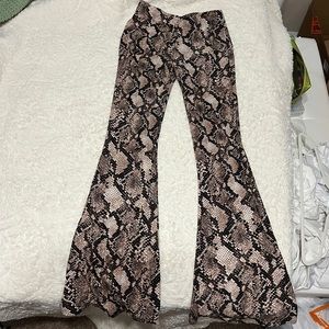 Stretch flare pants